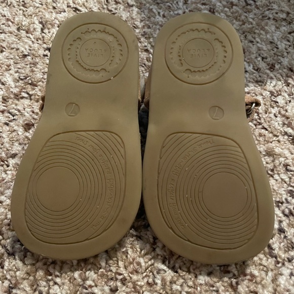 Livie and Luca Gold sparkle Petal shoes - Picture 5 of 5